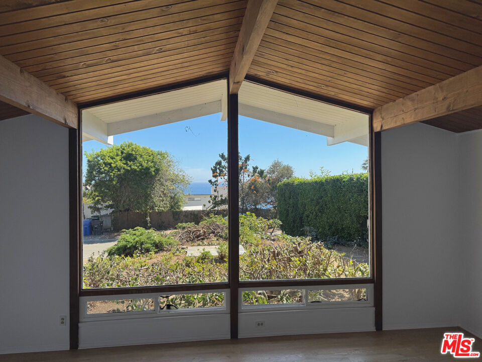 31617 Broad Beach Rd